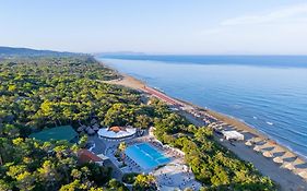 Paradu Ecovillage & Resort